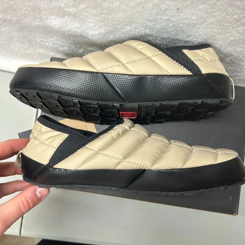 The North Face Mens Size 9 Beige Thermoball Traction Mule Slip On Shoes